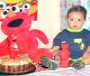 Alejandro Lira Moreno cumplió tres años de edad y su mamá, Norma Lira Moreno le organizó una divertida piñata.