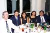 Charo Navarro y Tadeo Flores Cisneros en el banquete de boda de Francisco Xavier y Ale.