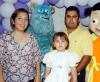 23  de agosto 
 Michelle Solís Rodríguez con sus papás Anabell Rodríguez y Rubén Darío Solís en la fiesta que le ofrecieron por sus tres años de vida.