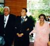 Lic. Juan Zapata Chavarría y Dra María Guadalupe Escalera de Zapata acompañaron a su hijo Juan Francisco el día de su boda