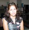 En espera de un familiar procedente de Ciudad Juárez, fue captada Esperanza López en el Aeropuerto de Torreón