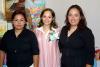 La señora Yolanda Valdez de Domínguez fue festejada con un convivio de su onomástico, el cual fue organizado por sus amigas Rosina, Mireya, María Ekena, Blanca, Laura, Lulú, Lety y Nomra.