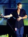 Desprovistos del glamour de maquillajes y de vestuarios vistosos, los cantantes Marc Anthony, Óscar D’León, Olga Tañón, El General, Gloria Estefan, Víctor Manuel, La India, y los músicos Arturo Sandoval y Johnny Pacheco, subieron al escenario para asegurar un tributo merecido a la legendaria artista
