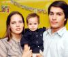 Un año de edad cumplió el pequeño César Alejandro hjijito de los señores Alejandro Salazar y Emma Beatriz Martínez de Salazar.