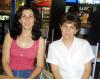 María Teresa y Lourdes Zurita fueron captadas en el aeropuerto local.