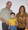 El pequeño Emilio fue festejado en su tercer cumpleaños por sus padres Pedro Vélez Tavares y Mónica Lozano de Velez.