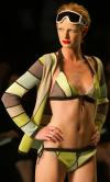Uno de los desfiles más esperados en la semana de la moda en Londres fue el de la diseñadora Tracey Boyd quien contó entre sus modelos a Elizabeth Jagger.