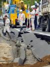 Muchos de los heridos recibieron lesiones menores y cortaduras por cristales rotos y objetos que cayeron sobre ellos. Una mujer de 70 años en Obihiro, ciudad al occidente de Kushiro, se rompió una pierna al tratar de salir por una ventana.