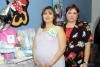 Pronto nacerá el bebé de Elsa Leticia Sánchez de Ontiveros y por ello la festejaron recientemente con una fiesta de canastilla.