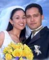 Ing. Miguel Ángel Medina Vázquez y Srita. Maritza Castañeda Hernández contrajeron matrimonio religioso el 21 de junio de 2003.