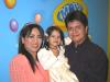 Acompañado de sus padres, Mario Romero Montes y Lourdes Hernández, aparece el niño Mario Romero Hernández en su fiesta de cumpleaños.