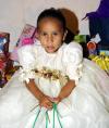  11 de noviembre 2003  
La pqueña Paola Daniela Gómez Hinojosa festejó en fechas pasadas su tercer cumpleaños con un divertido convivio.