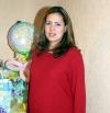  24 de noviembre   
Sandra Castorena de Peñaloza recibió numerosos regalos por el cercano nacimiento de su bebé.