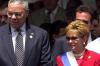 La presidenta Mireya Moscoso, a quien le tocó en suerte dirigir el país en ambas fechas, encabezó un acto en el Consejo Municipal, en el que firmó una simbólica 'Acta del Centenario' junto con sus colegas de Centroamérica, República Dominicana, Taiwán y Rumania