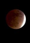 El siguiente eclipse lunar tendrá lugar el 5 de mayo del 2004, año en el que se producirá un segundo eclipse el 28 de octubre.

Foto: Calais, Vt.