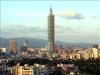 Al menos cien mil personas acudieron a la apertura al público del edificio Taipei 101 que, con sus 508 metros de altura, 101 plantas sobre la superficie y 5 de sótano, es el más alto del mundo.