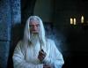 Entre otros detalles de 'El Regreso del Rey' ha desaparecido la figura del sabio del mal Saruman, que seguirá en la torre encerrado sin que el público le vuelva a ver, o gran parte del triángulo amoroso entre Eowyn, Aragorn y Faramir.
