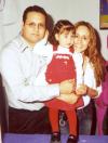 Kassandra Rodríguez Macías celebró el pasado 15 de diciembre su primer año de vida, la felicitaron sus papás, Ricardo Rodríguez y Libia Macías.