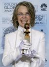 Peter Jackson besa su tan ansiado Globo de Oro al Mejor Director, ahora sólo espera poder conquistar el Oscar en la misma categoría.