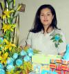  25 de enero  
Teresa Rodríguez de Castillo recibió sinceras felicitaciones en la fiesta de regalos que le ofrecieron.