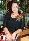  28 de enero 
Señorita Esperanza Soto Alonzo durante su despedida de soltera realizada en días pasados.