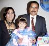 La pequeña Melissa Valenzuela Rentería celebró su sexto cumpleaños con una divertida reunión que le prepararon sus papás, Lucio Valenzuela y Manuela Rentería.