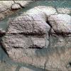 Las fotografías enviadas por ambos vehículos espaciales revelan que las rocas examinadas por ellos sufrieron una erosión que sólo puede ser explicada por la presencia de agua, informó Steve Squyres, principal encargado de los instrumentos científicos del 'Opportunity'.