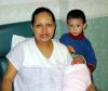 18 de marzo 
Marcela Alatorre feliz por el nacimiento de su hija Sofía Gilio.