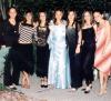Zaira Aguiñaga acompañada de sus amigas, Maru, Bárbara, Marcela, Cponchita, Cecy y Elena en su fiesta de quince años.