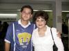   21 de marzo  
María Perla Hernández viajó a Nicaragua y fue despedida por Héctor y Uriel Salas