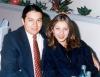 Flavio César de Robles Valenzuela y la señorita Sandra Verónica Mesta Márquez contrajeron matrimonio el 27 de marzo de 2004.