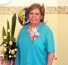 Juana Virginia de la Torre celebró su cumpelaños recientemente con una grata reinión ofrecida por Lidia González.