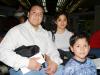   10 de abril  
Samuel Hernández, Sheila Tirado y Édgar Tirado regresaron a la Ciudad de México