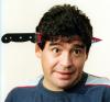 Maradona fue internado el domingo pasado en una clínica de Buenos Aires, aquejado de severos problemas cardiacos y pulmonares que en principio hasta hicieron temer por su vida, de acuerdo con los informes noticiosos originados en la capital argentina.