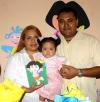 20 de abril 
 Fátima del Rosario Jurado Nuñez en compañia de sus papás, Marcelino Jurado Carlos y Rocío Nuñez de Jurado, en el festejo que le organizaron por su cumpleaños.