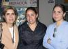  04 de mayo  
Ruth Lucila Rodríguez, viajó a Santiago de Chile, ciudad en donde radicará; Velia Ruiz y Anita Rodríguez acudieron a despedirla.