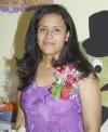  16 de mayo   
Karina Martínez Rivera, captada en la despedida de soltera, que le ofrecieron en días pasados.