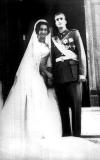 El Rey Juan Carlos y la Reina Sofía en el día de su enlace nupcial en esta foto de archivo del 14 de mayo de 1962