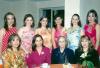 Damas integrantes del IMEF se reunieron en casa de la señora Susana Murra para festejar con un agradable convivio el Día de la Madre.