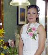 Alicia Mayela MArtínez Olvera fue despedida de su soltería por su próxima boda con Jesús Eduardo Valdés