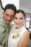 M.V.Z. Carlos Raúl Rascón Díaz y Arlette Rivas Macías, contrajeron matrimonio civil el miércoles 26 de mayo de 2004.