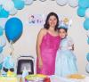 Marcela Guzmán Gutiérrez con su pequeña hija Estefany, el día que la festejó por su tercer cumpleaños