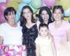 La pequeña Valeria Elizabeth Rodríguez Canales celebró su cuarto cumpleaños, con un divertido cumpleaños, la acompañó Elisa Bolívar de Canales, Elizabeth Patricia y Margarita Canales Bolívar.
