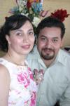  21 de julio  

María de la Paz Hernández y Rogelio Castañeda Escobedo, captados en la despedida de solteros que les ofrecieron por su próxima boda.