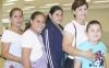  27 de julio

Juanita Esparza, Gloria Martínez, Griselda Nava, Socorro Aranda, Martha, Luz Elena Reyes y Rubén, viajaron a la ciudad de Tijuana.