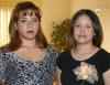  28 de julio 

Sindy Yadira Campa en compañía de Rosa rodríguez, organizadora de su despedida de soltera.