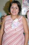  01 de Agosto 

Ofelia Belem Pérez de Fernández espera el nacimiento de cuates y por tal motivo, disfrutó de un grato convivio en honor de los bebés que espera.