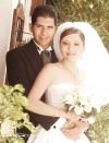 Lic. Alejandro Centeno Díaz y G.M. Karla Edith Rodríguez recibieron la bendición nupcial en la parroquia Los Ángeles el sábado 17 de julio de 2004.


Estudio: Maqueda