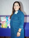 Yolanda Martínez de Enríquez espera el nacimiento de su bebé y por tal motivo recibió numerosos obsequios, en la fiesta de canastilla que le ofreció Anita Fernández de Martínez.
