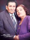 Sr. Miguel Bretado Rodríguez y Sra. Olimpia Ruvalcaba celebraron su 50 aniversario de Bodas de Oro Matrimoniales el sábdo 24 de julio de 2004.